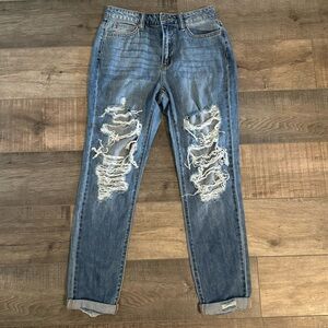 NWT FASHION NOVA- High Rise Boyfriend Jeans - Light Blue Washed - Distressed